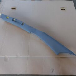 Priekšējas salona statnes apdare priekš AUDI A6 1998