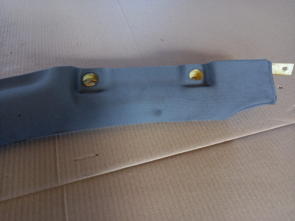 Priekšējas salona statnes apdare priekš AUDI A6 1998 3 Priekšējas salona statnes apdare priekš AUDI A6 1998