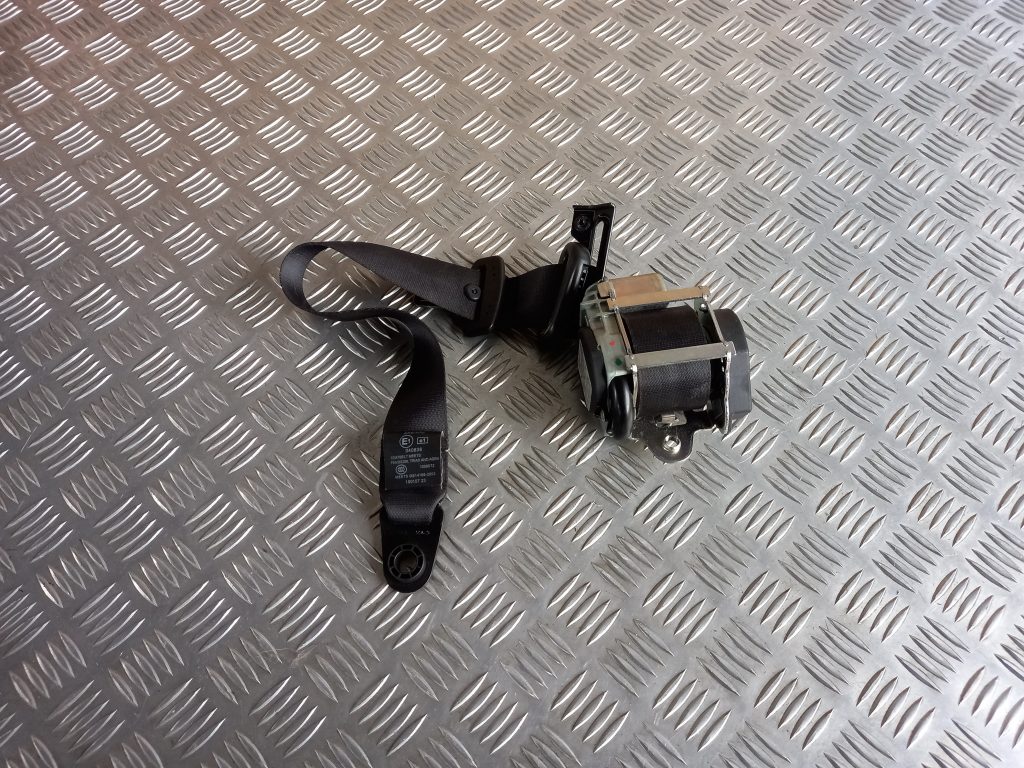 Priekšējā labā drošības josta priekš LAND ROVER FREELANDER 2007