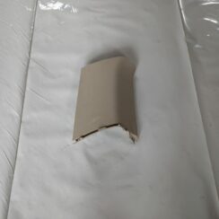 Aizmugurējas salona statnes apdare priekš LAND ROVER FREELANDER 2007