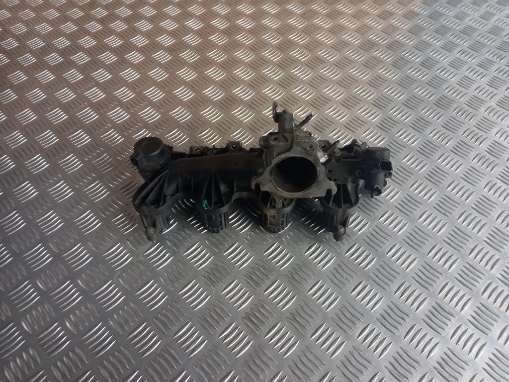 Ieplūdes kolektors priekš LAND ROVER FREELANDER 2007 1 Ieplūdes kolektors priekš LAND ROVER FREELANDER 2007