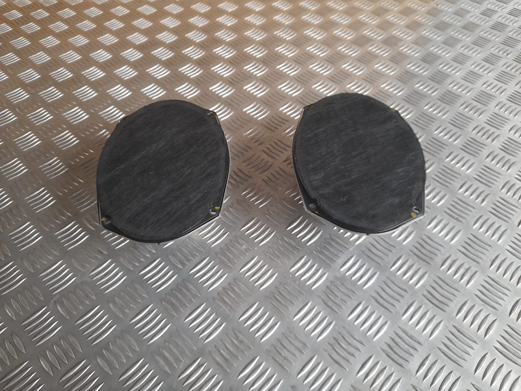 Durvju skaļrunis, apakšā priekš DODGE JOURNEY 2008 1 Durvju skaļrunis, apakšā priekš DODGE JOURNEY 2008