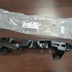 Priekšējā spārna un bufera stiprinājums priekš Renault Clio 2009-2012