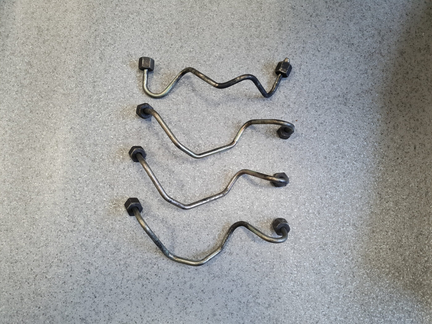 Degvielas caurule priekš FORD FOCUS 2016 1 Degvielas caurule priekš FORD FOCUS 2016