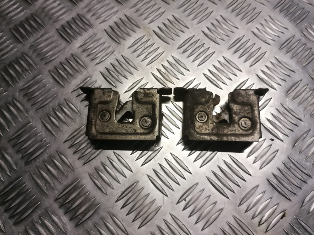 Pārsega slēdzene priekš BMW 330D E91 2008 TOURING 1 Pārsega slēdzene priekš BMW 330D E91 2008 TOURING