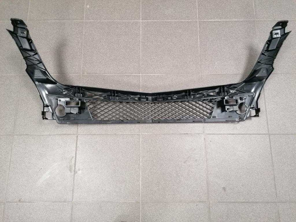 Bufera reste priekš MERCEDES ML 2011-2015 1 Bufera reste priekš MERCEDES ML 2011-2015