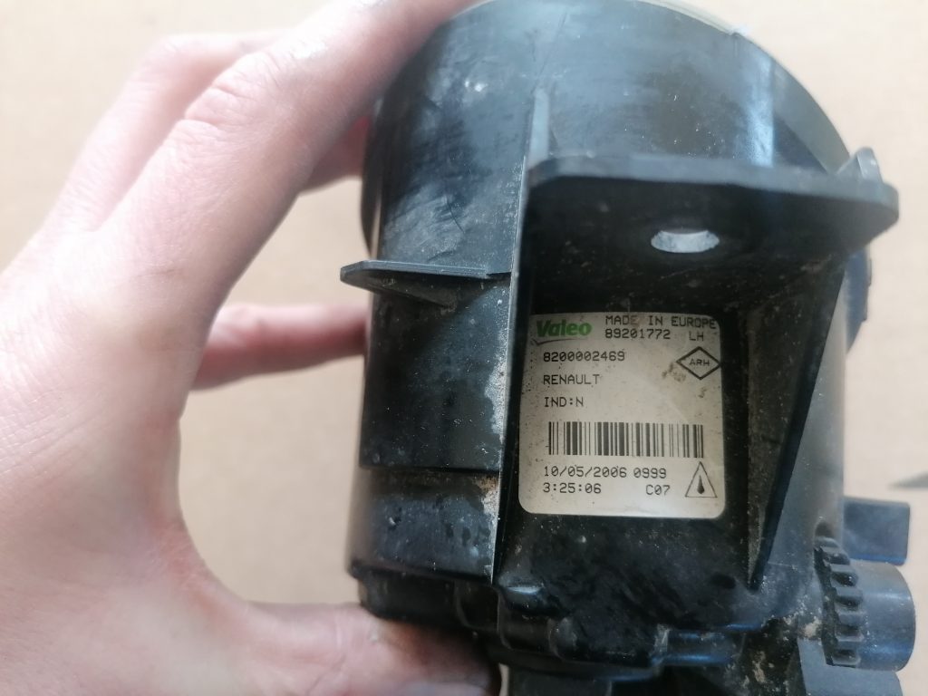 Miglas lukturis priekšā pa kreisi priekš RENAULT MASTER 2010- 89210439 4 Miglas lukturis priekšā pa kreisi priekš RENAULT MASTER 2010- 89210439