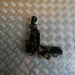 Eļļas filtra turētājs/dzesētājs priekš TOYOTA AVENSIS 2012