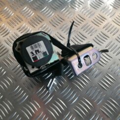 Aizmugurējā labā drošības josta priekš TOYOTA AVENSIS 2012