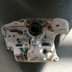 Degvielas tvertne priekš TOYOTA AVENSIS 2012