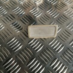 Apgaismojums bagažnieka nodalījuma priekš TOYOTA AVENSIS 2012