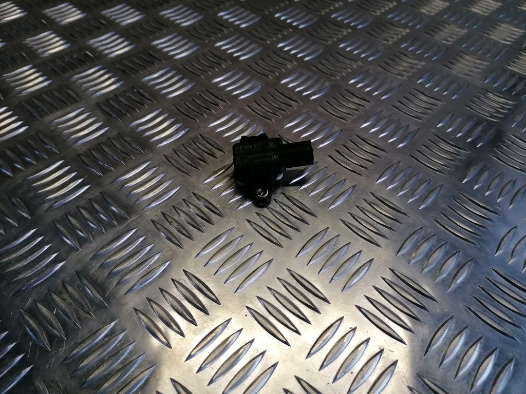 Drošības spilvena trieciensensors priekš AUDI A4 2007 1 Drošības spilvena trieciensensors priekš AUDI A4 2007