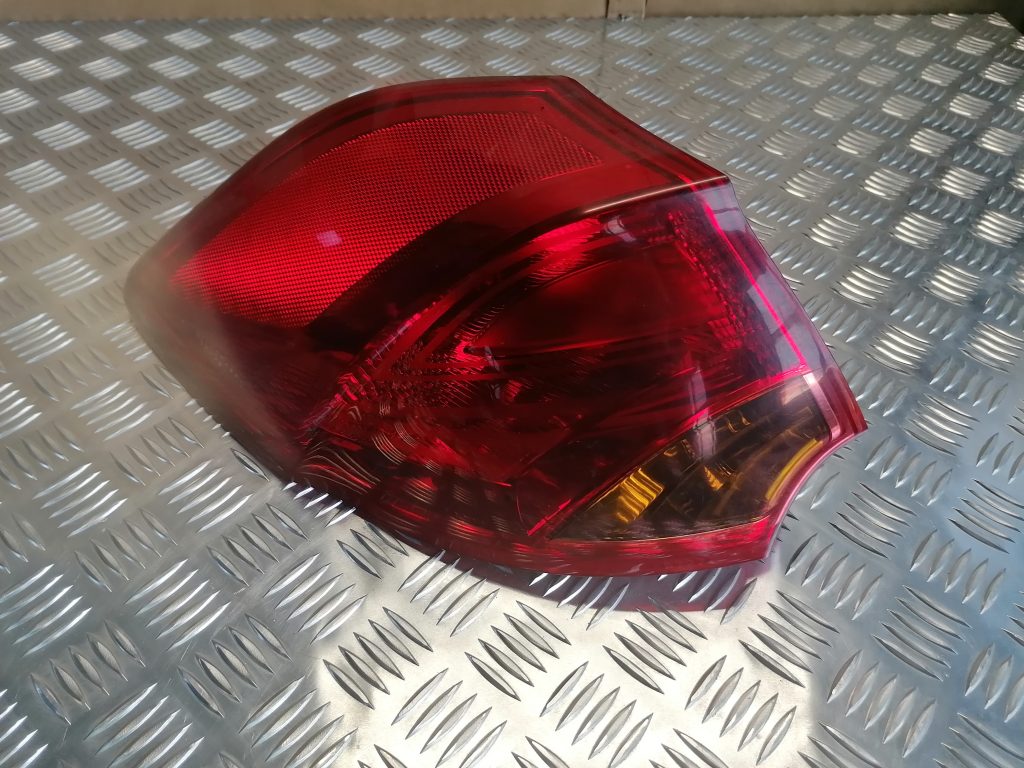 Aizmugurējais kreisais lukturis priekš KIA CEED 2013 1 Aizmugurējais kreisais lukturis priekš KIA CEED 2013