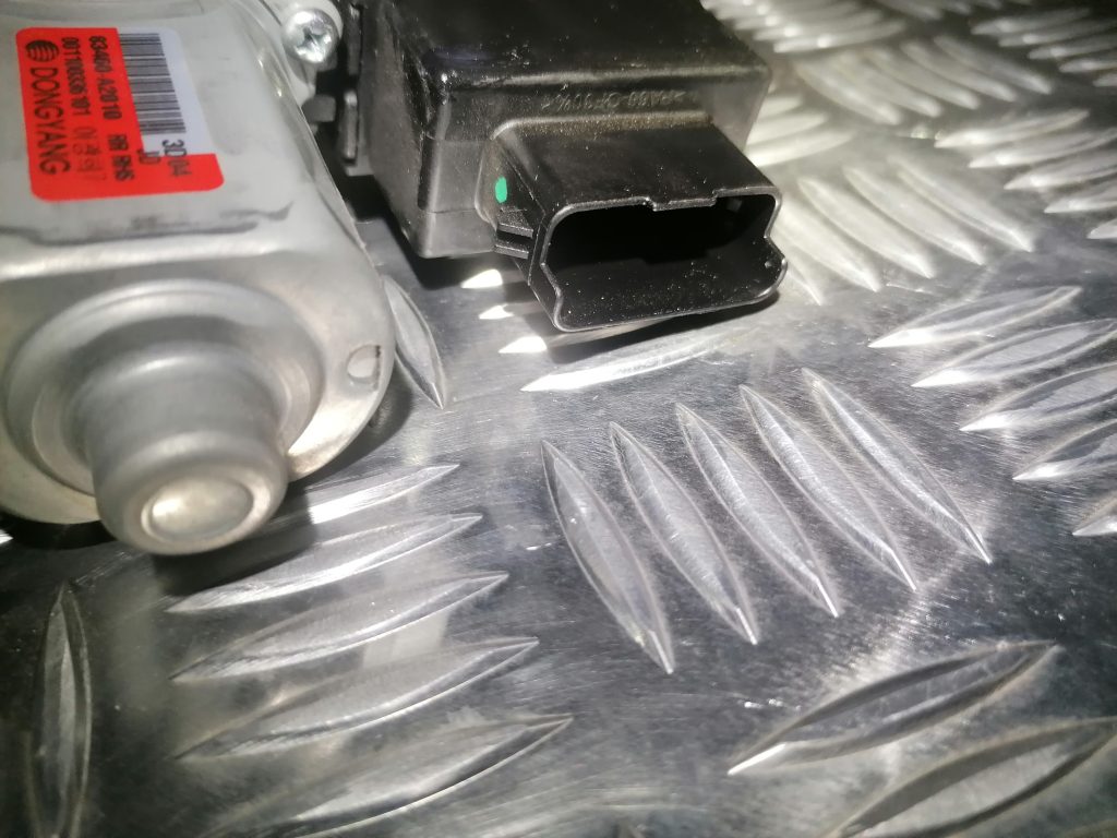 Elektrisko stiklu motors priekš KIA CEED 2013 3 Elektrisko stiklu motors priekš KIA CEED 2013