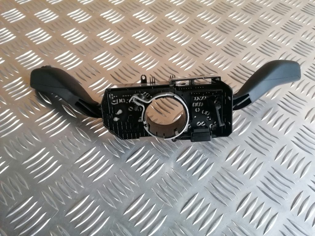 Stūres statnes slēdzis priekš VW POLO 2008 3 Stūres statnes slēdzis priekš VW POLO 2008