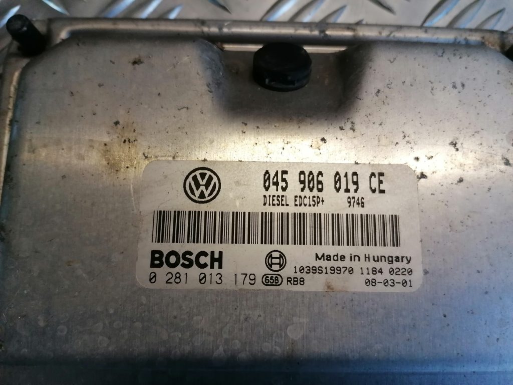 Dzinēja vadības bloks priekš ŠKODA FABIA 2008 2 Dzinēja vadības bloks priekš ŠKODA FABIA 2008