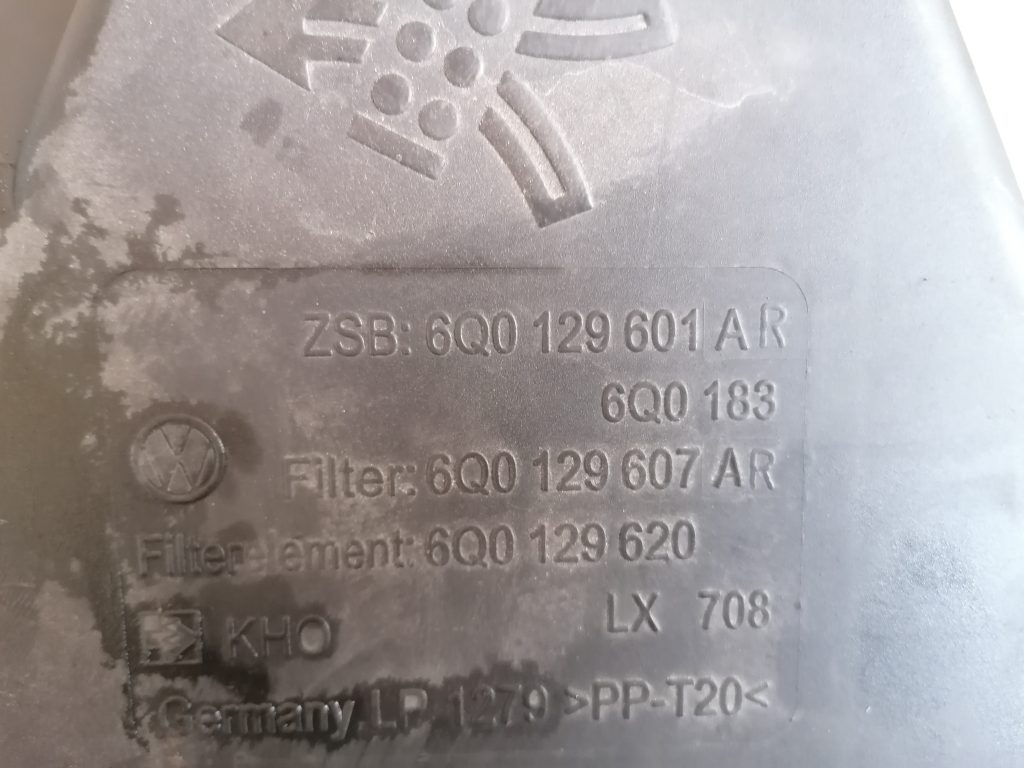 Gaisa filtra korpuss priekš ŠKODA FABIA 2008 3 Gaisa filtra korpuss priekš ŠKODA FABIA 2008