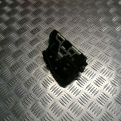 Aizmugurējo labo durvju slēdzene priekš BMW 330D E91 2008 TOURING