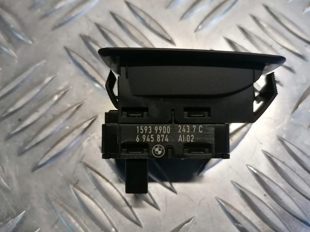 Stikla pacelšanas poga priekš BMW 330D E91 2008 TOURING 2 Stikla pacelšanas poga priekš BMW 330D E91 2008 TOURING