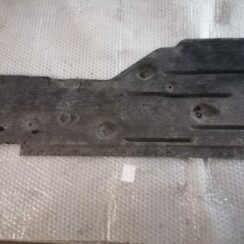 Virsbūves apakšējais aizsargs priekš BMW 330D E91 2008 TOURING