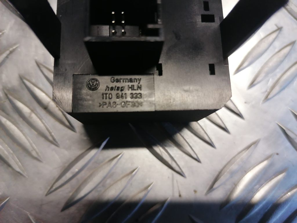 Lukturu augstuma regulēšanas poga priekš VW TOURAN 2005 2 Lukturu augstuma regulēšanas poga priekš VW TOURAN 2005