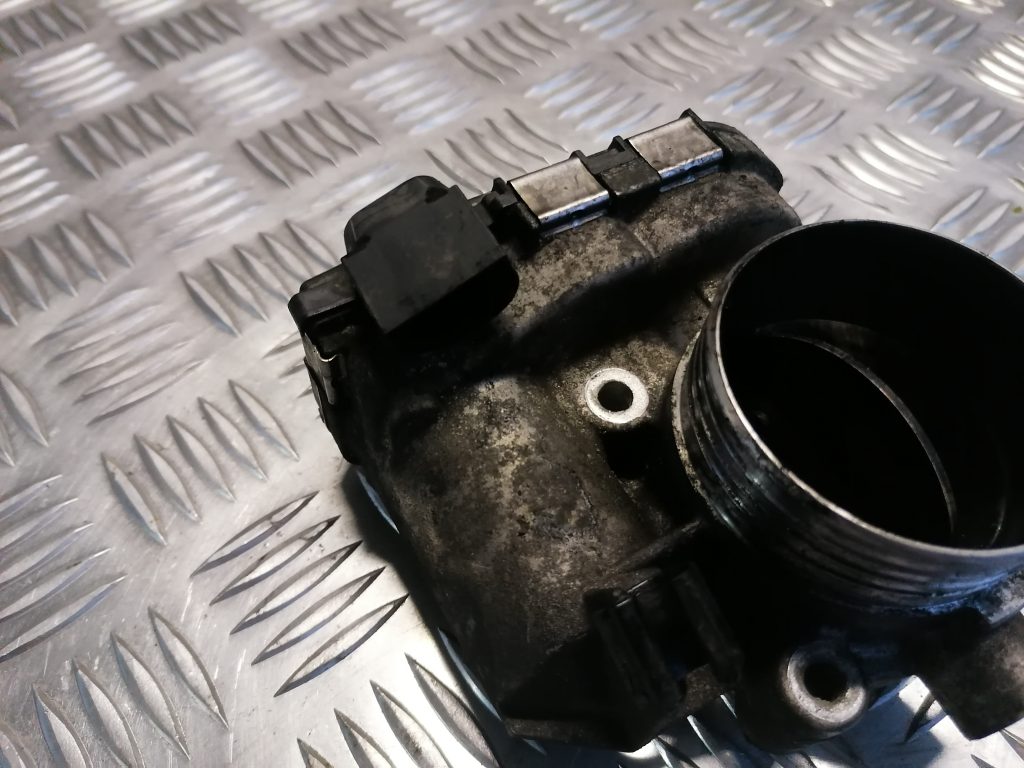 Droseļvārsts priekš VOLVO V70 2007