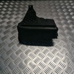 Drošinātāju kārbas korpuss priekš VOLVO V70 2007