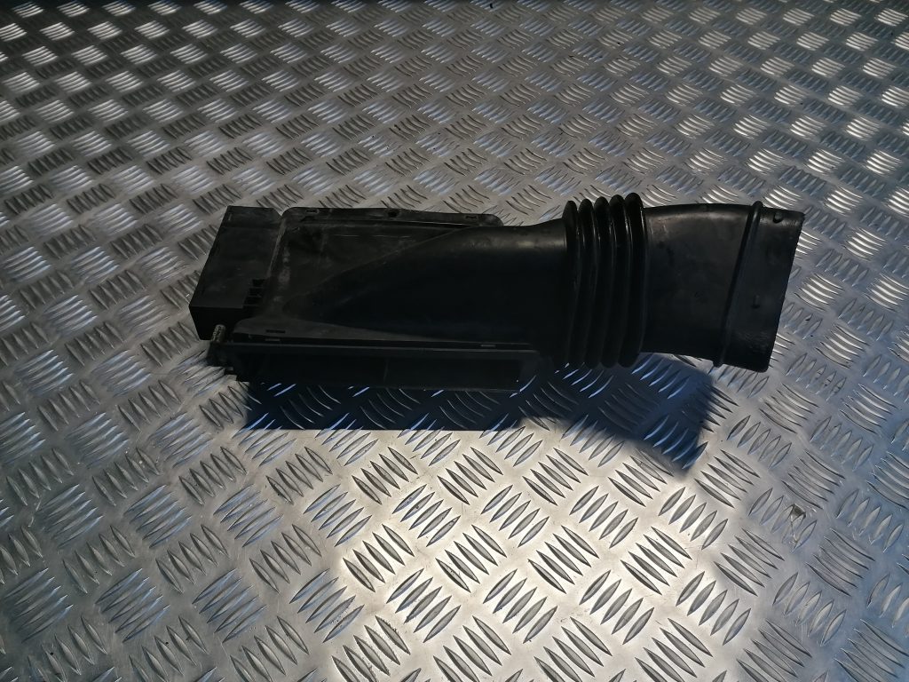 Gaisa filtra korpusa caurule priekš VOLVO V70 2007