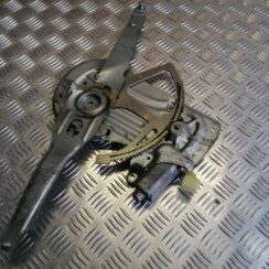 Stikla pacelšanas mehānisms priekšējais labais priekš VOLVO V70 2007