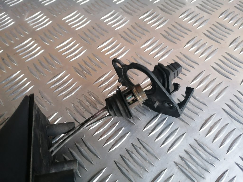 Ārējais spogulis, pa kreisi priekš VOLVO 850 1995