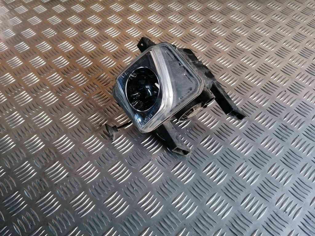 Miglas lukturis priekšā pa kreisi priekš OPEL MERIVA 2005 1 Miglas lukturis priekšā pa kreisi priekš OPEL MERIVA 2005