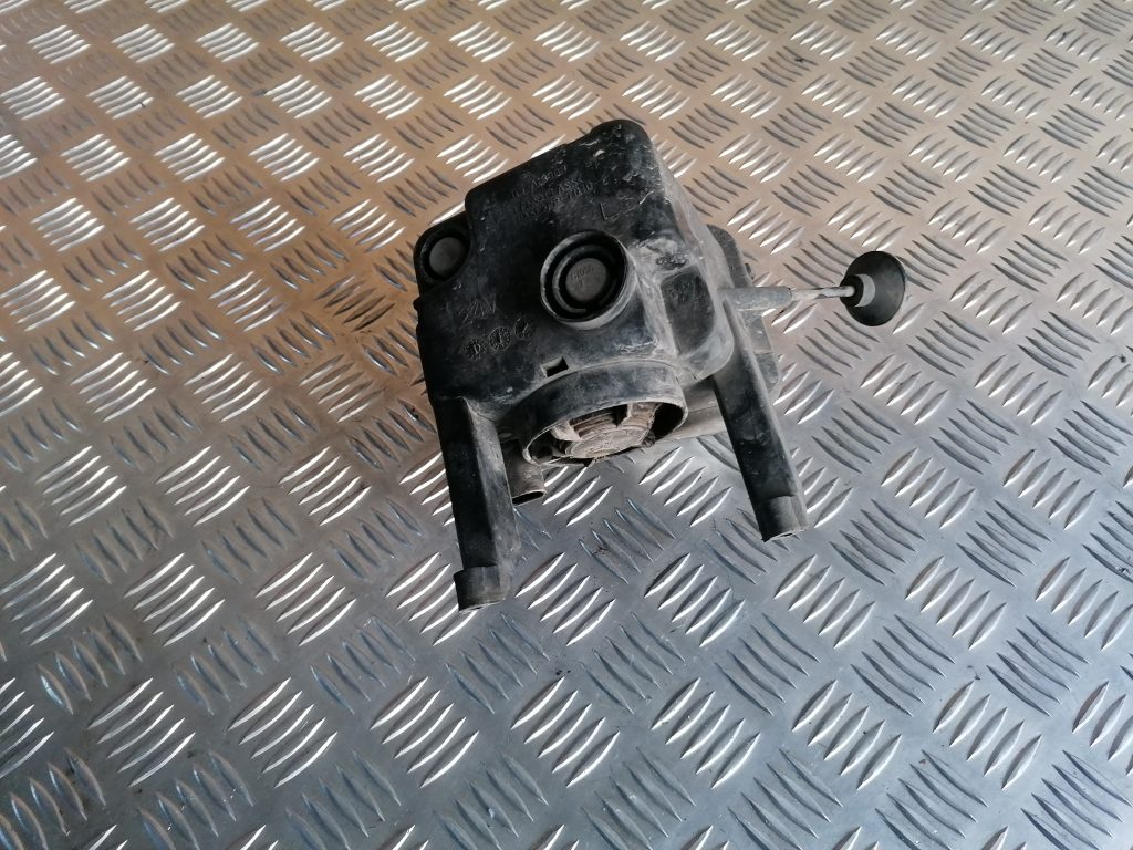 Miglas lukturis priekšā pa kreisi priekš OPEL MERIVA 2005 3 Miglas lukturis priekšā pa kreisi priekš OPEL MERIVA 2005