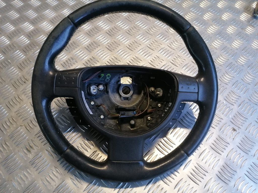 Stūre priekš OPEL MERIVA 2005 1 Stūre priekš OPEL MERIVA 2005