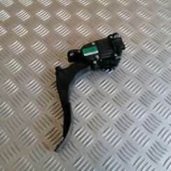 Gāzes pedālis priekš VW POLO 2011