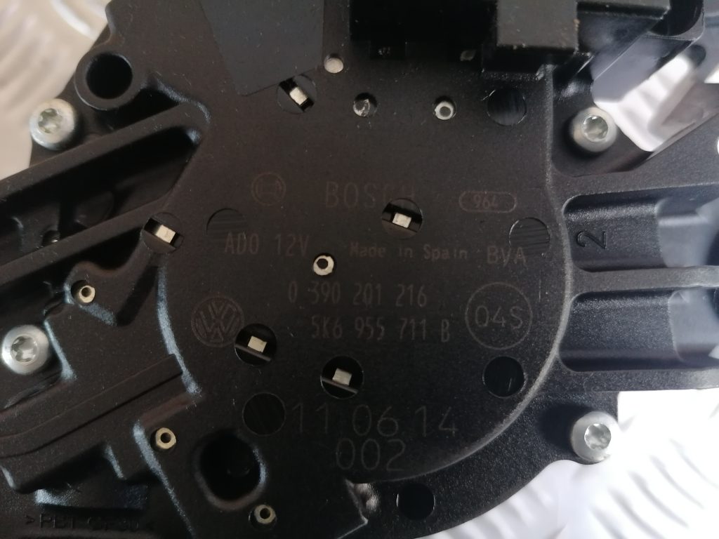 Aizmugurējā stikla tīrītāja motors priekš VW POLO 2011