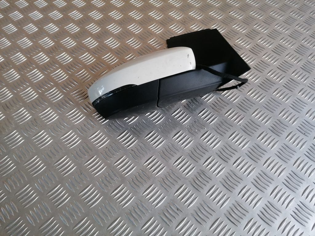 Ārējais spogulis, pa labi priekš VW POLO 2011 1 Ārējais spogulis, pa labi priekš VW POLO 2011