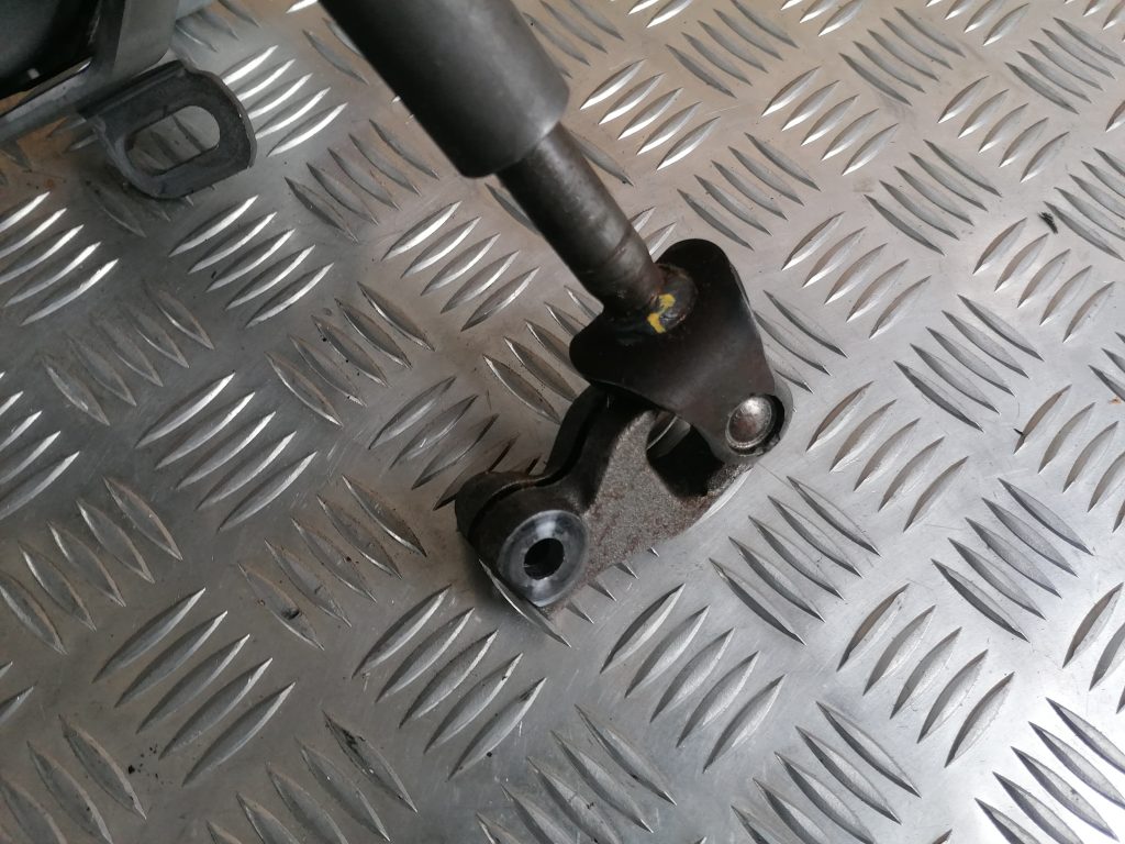 Stūres statne priekš RENAULT MEGANE 2011 3 Stūres statne priekš RENAULT MEGANE 2011