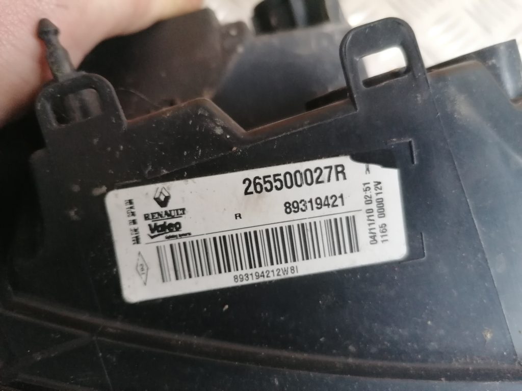 Aizmugurējais labais lukturis priekš RENAULT MEGANE 2011 2 Aizmugurējais labais lukturis priekš RENAULT MEGANE 2011