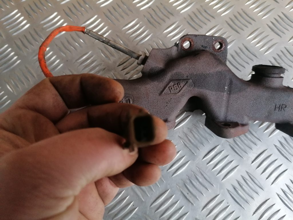 Izplūdes kolektors priekš RENAULT MEGANE 2011