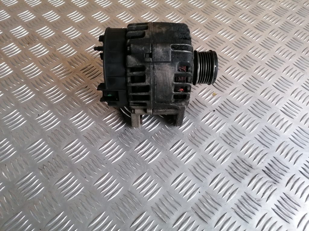 Ģenerators priekš RENAULT MEGANE 2011 1 Ģenerators priekš RENAULT MEGANE 2011