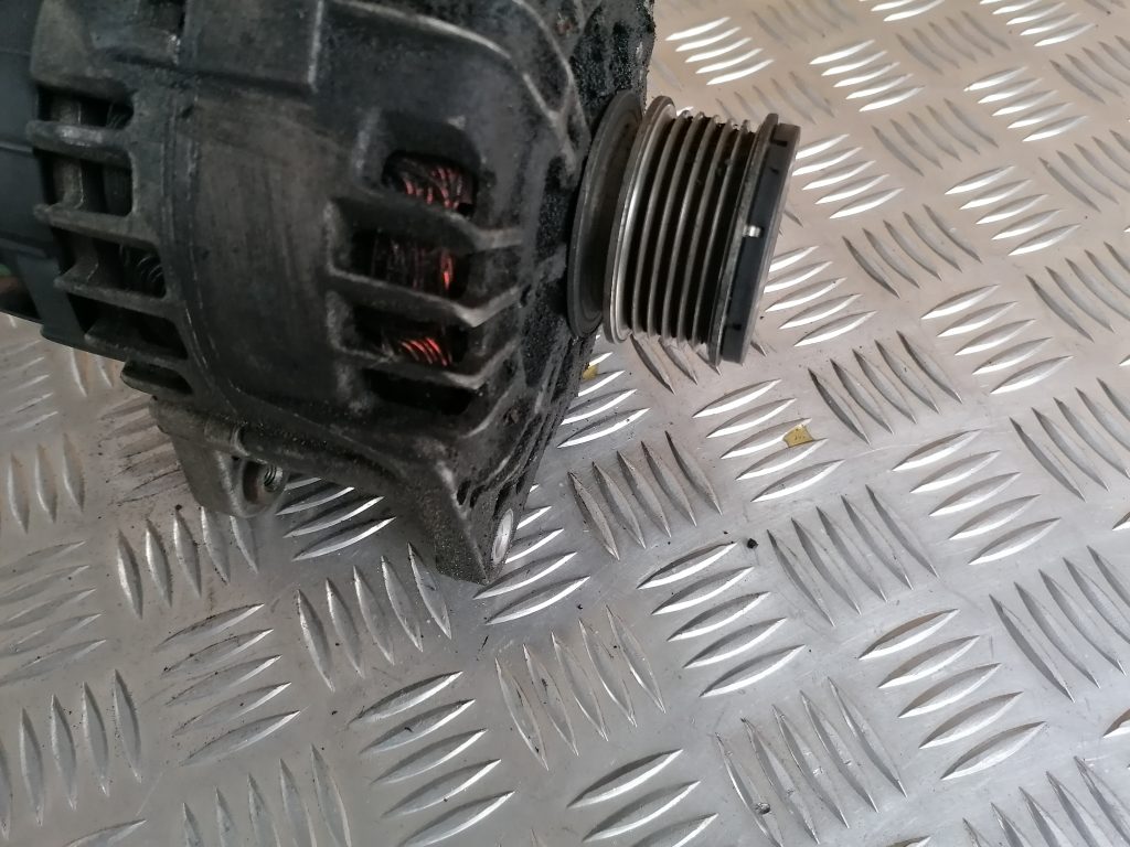 Ģenerators priekš RENAULT MEGANE 2011 2 Ģenerators priekš RENAULT MEGANE 2011