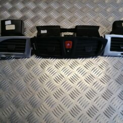 Salona gaisa vads priekš RENAULT MEGANE 2011