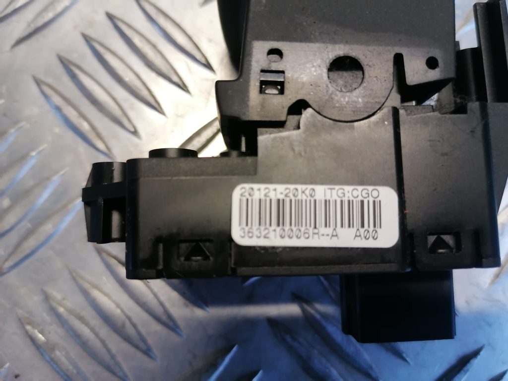 Stāvbremzes ieslēgšanas poga priekš RENAULT MEGANE 2011