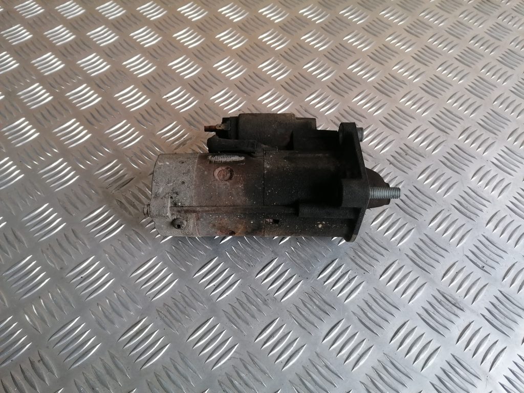 Starteris priekš CHRYSLER GRAND VOYAGER 2004 1 Starteris priekš CHRYSLER GRAND VOYAGER 2004