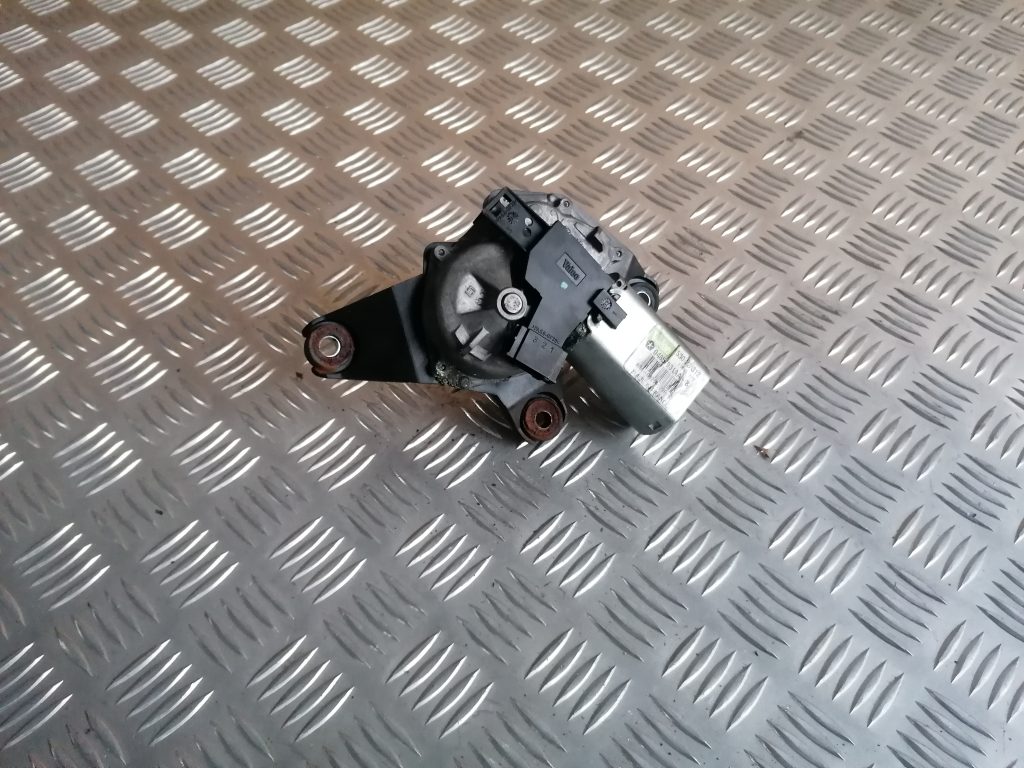 Vējstikla tīrītāja motors priekš CHRYSLER GRAND VOYAGER 2004 2 Vējstikla tīrītāja motors priekš CHRYSLER GRAND VOYAGER 2004