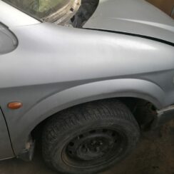 Priekšējais labais spārns priekš CHRYSLER GRAND VOYAGER 2004