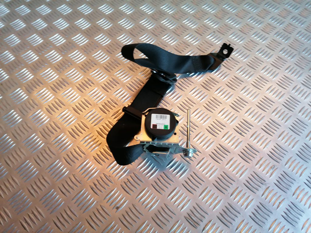 Priekšējā labā drošības josta priekš OPEL ASTRA H 2006