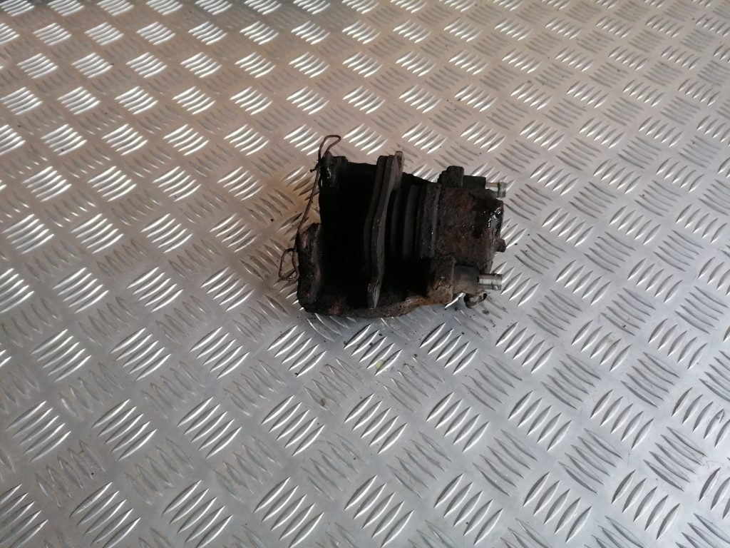 Priekšējais kreisais suports priekš OPEL ASTRA H 2006