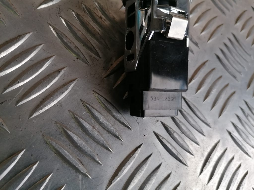 Dzinēja START/STOP poga priekš TOYOTA COROLLA VERSO 2005 3 Dzinēja START/STOP poga priekš TOYOTA COROLLA VERSO 2005