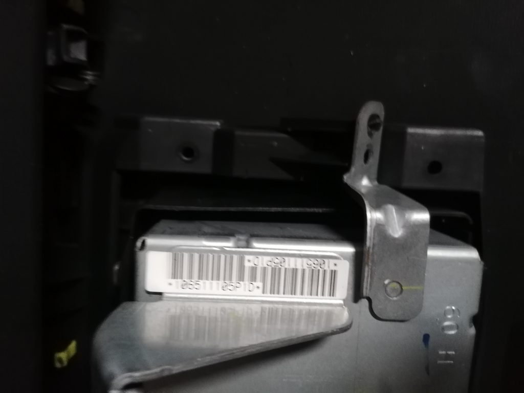 Mērinstrumentu panelis priekš TOYOTA COROLLA VERSO 2005 4 Mērinstrumentu panelis priekš TOYOTA COROLLA VERSO 2005